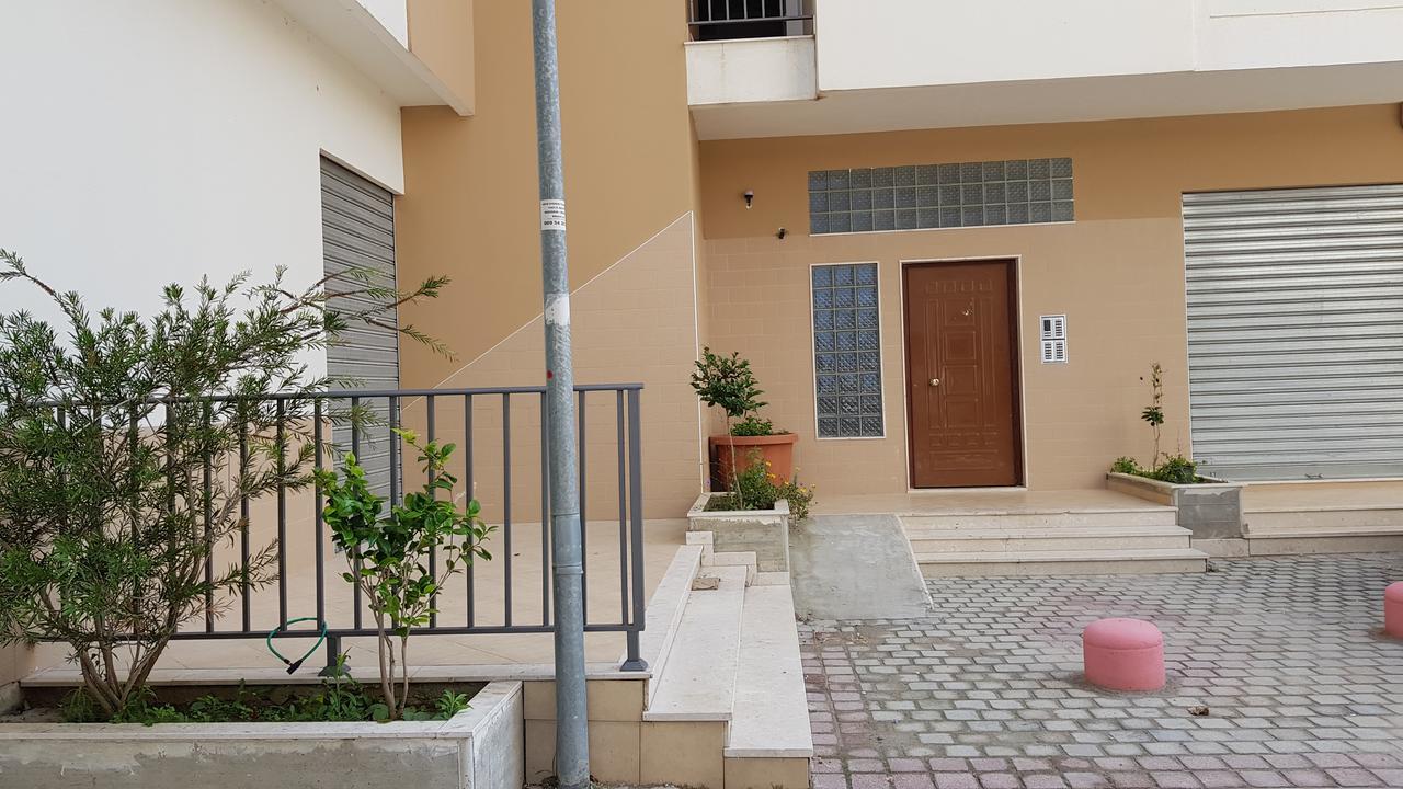 Appartamento Giallo Vlore Ngoại thất bức ảnh